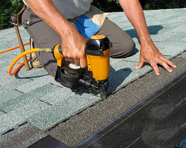 Best Residential Roof Replacement  in Amherst, WI